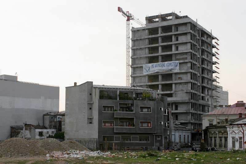 Photo: Haimovici Vatarescu Apartment House (1937), Marcel Iancu, Bucharest, October, 2008