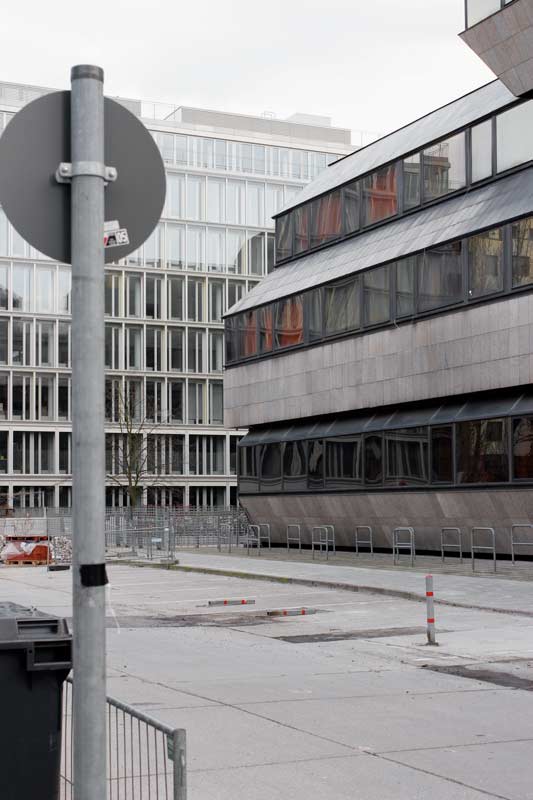 Photo: Czech—former Czechoslovakian—embassy (1974–1978), Vera & Vladimir Machonin, Wilhelmstraße 21, Berlin-Mitte, March, 2007